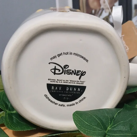 New!! Rae Dunn x Disney Winnie The Pooh Mug with Yellow Honey Drip Design NWT - Picture 6 of 6